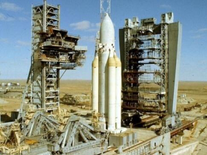 “Роскосмос” заказал эскиз ракеты у единственного поставщика за 1,6 млрд руб.