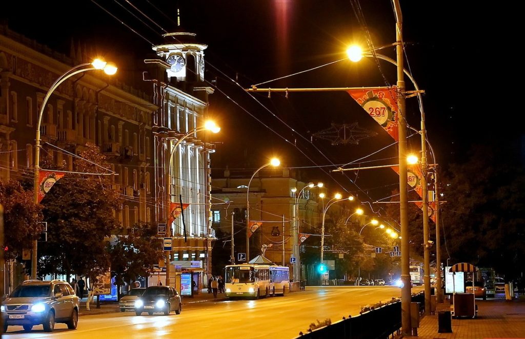 Новое освещение в Ростове обойдется почти в 400 млн руб.