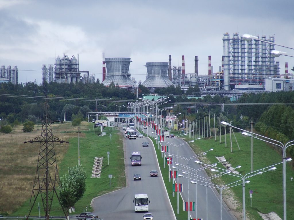 Дорожники Татарстана заплатят за ремонт дороги в Нижнекамске 450 млн руб.