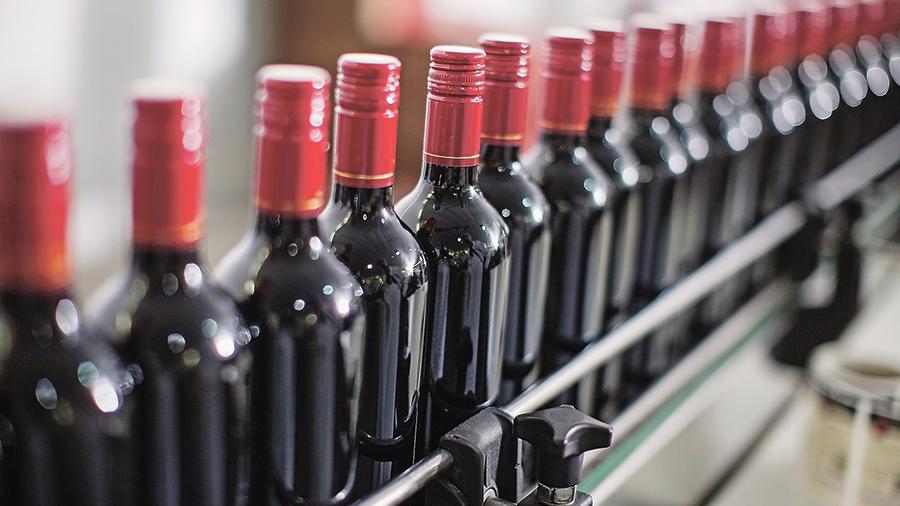 Минсельхоз предлагает ограничить закупки иностранных вин для госнужд