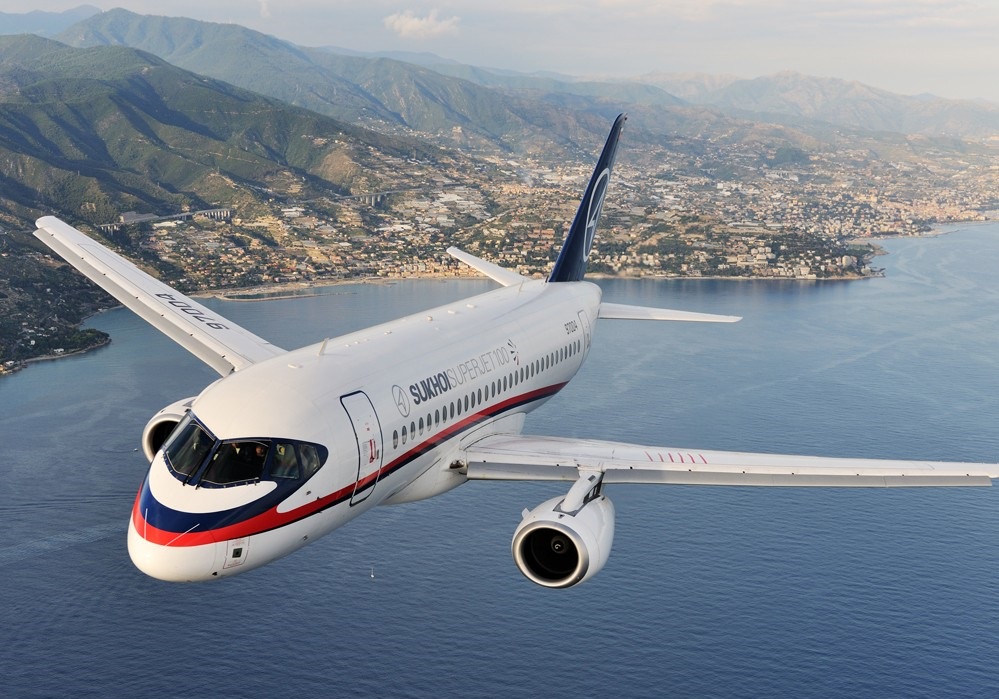 На закупку самолетов Superjet для региональных перевозок выделят 9,8 млрд руб.