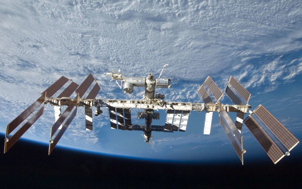Отправка кораблей к МКС обойдется в 30 млрд руб.