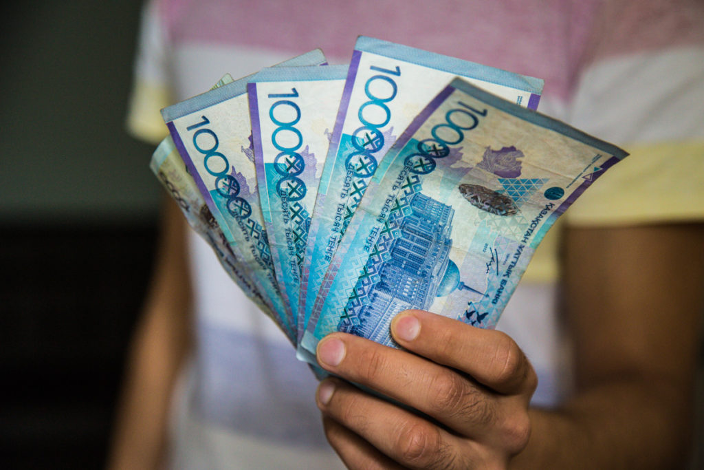 В Казахстане доступ к сайту госзакупок стал платным