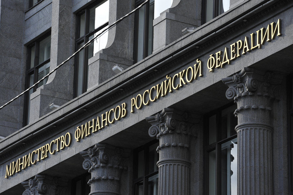 Минфин: прямые нарушения при госзаказе оцениваются в 153 млрд руб.