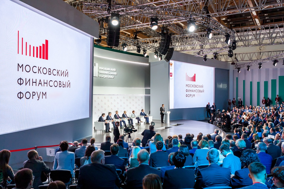 СП: С принятием 44-ФЗ количество неконкурентных процедур снизилось на 30%
