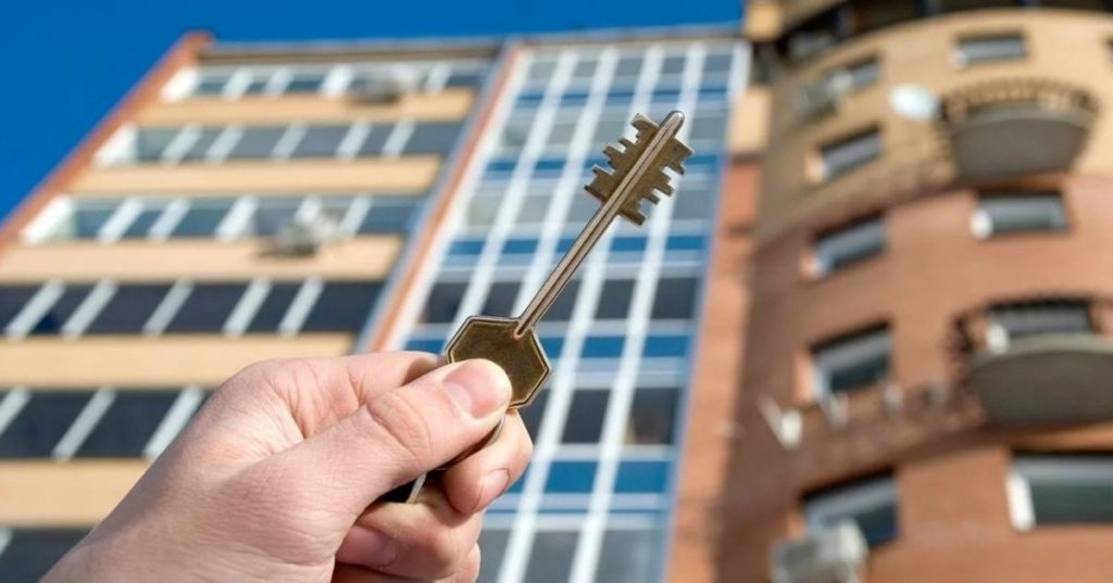 Ипотечные квартиры должников будут продавать на электронных торгах