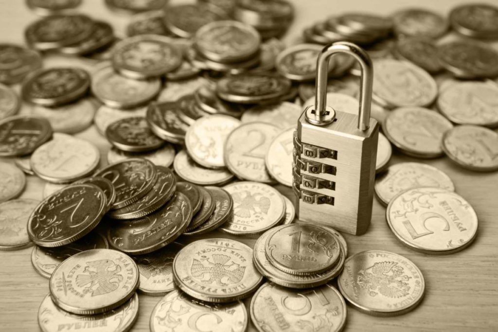 Минфин предлагает узаконить право ФНС блокировать спецсчета