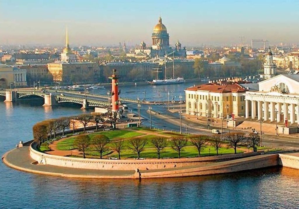 В Петербурге запустят пять офсетных контрактов на поставку лекарств
